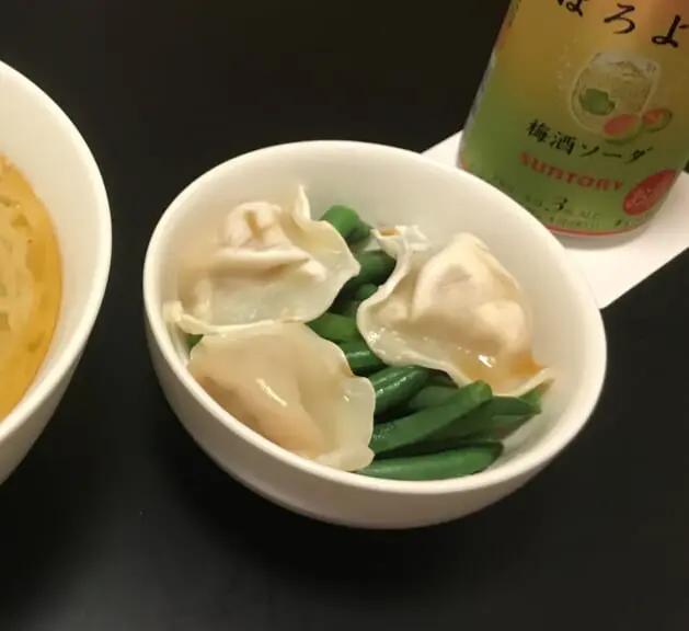 製造工場の人が答える！冷凍餃子の質問あるある！その4！│&table