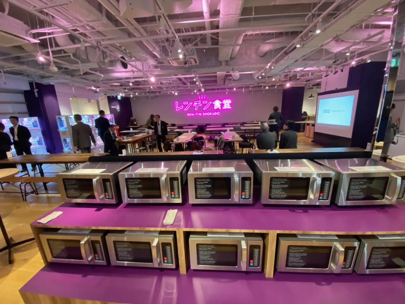 ついに常設“冷凍食品レストラン”がオープン│&table powered by 大阪王将