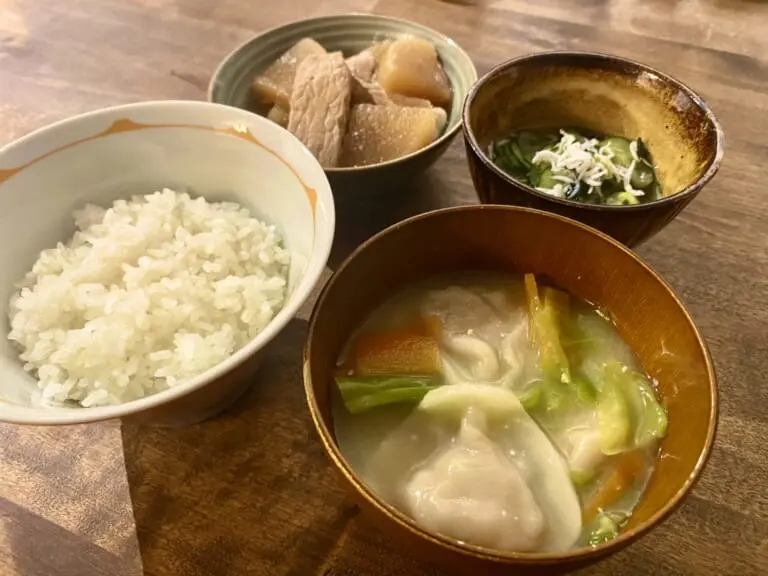 あと一品が欲しい！ぷるもち水餃子のみそ汁で食卓をボリュームアップ
