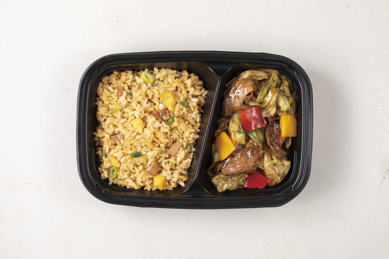 【レンジで完成】大阪王将のワンプレート冷凍食品！しかもご飯は炒飯！